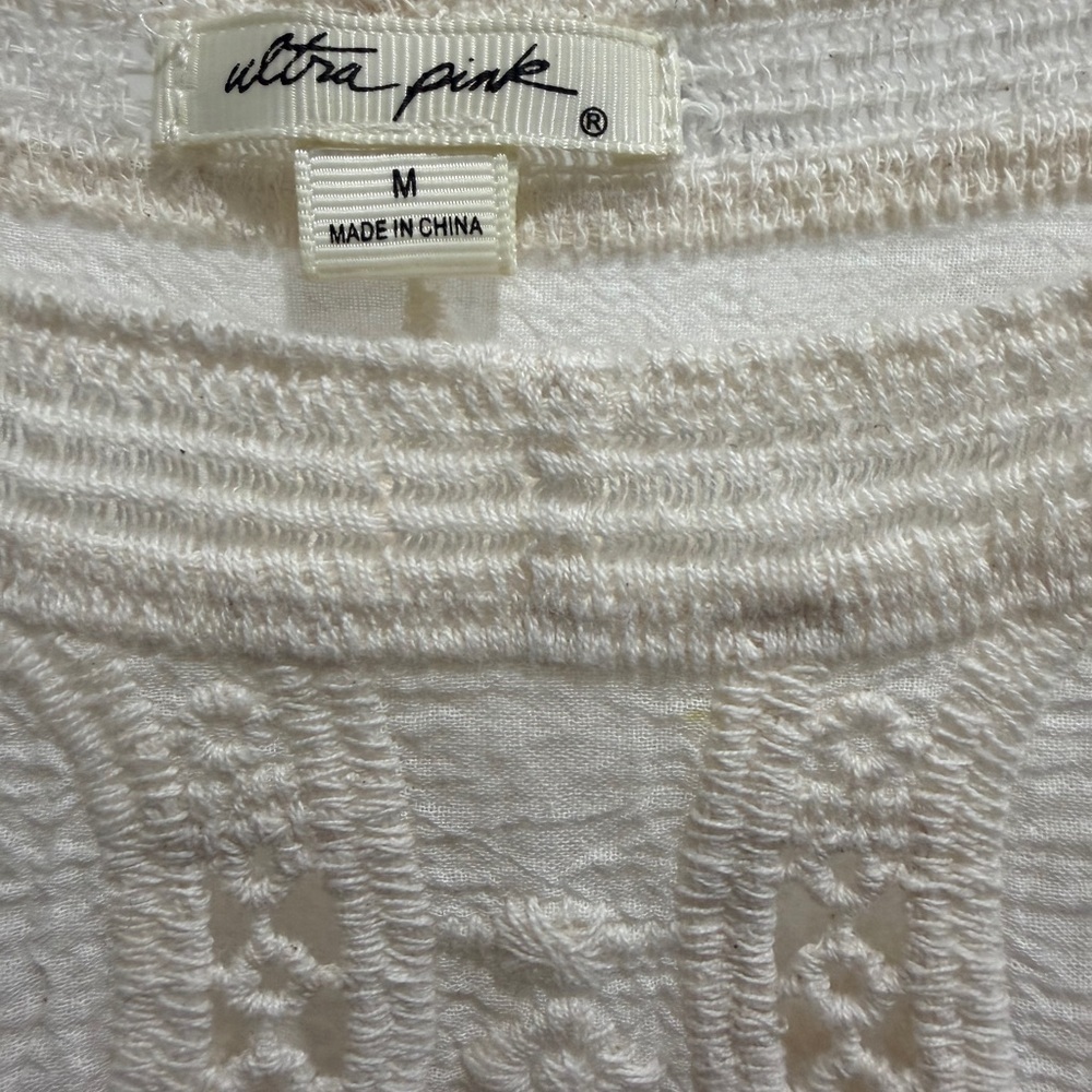 Ultra Pink Cream Crochet Women's Blouse. Hardly worn - Picture 2 of 6